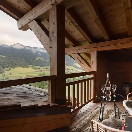 Luxury Megeve Chalet, Sleeps 8 With Mountain Views And Jacuzzi Exterior photo