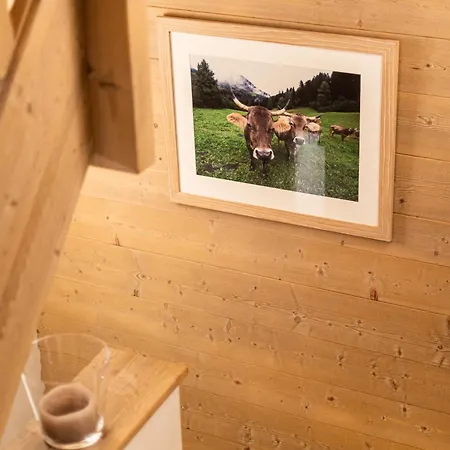 Luxury Megeve Chalet, Sleeps 8 With Mountain Views And Jacuzzi Exterior photo